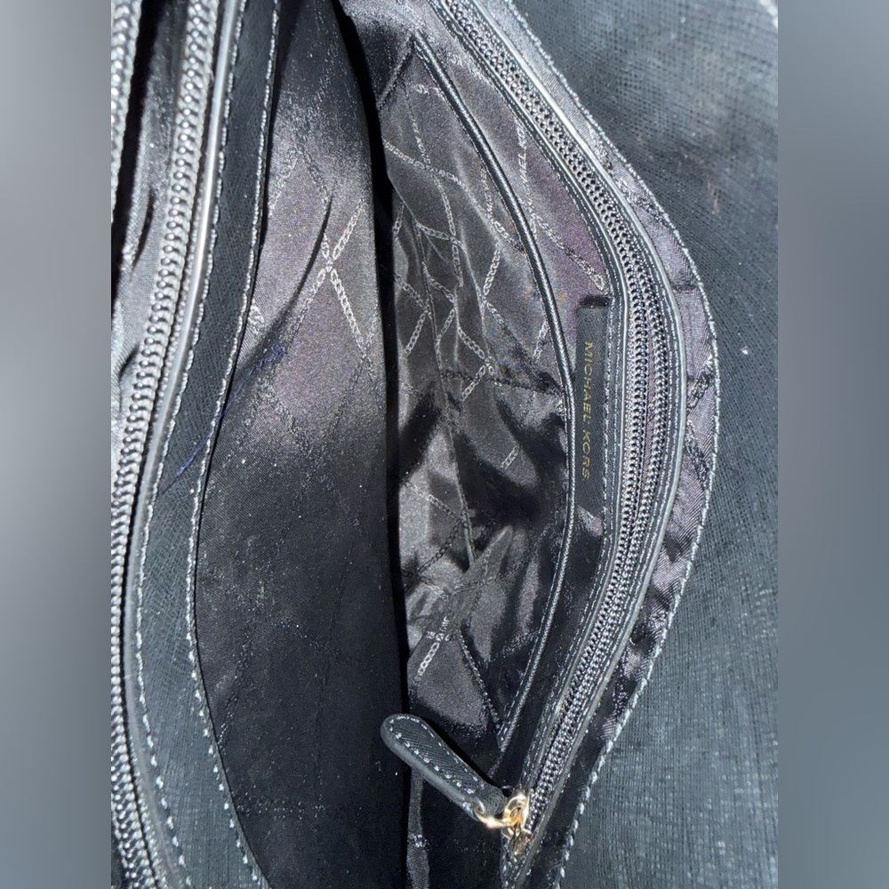 Michael Kors Black Bag - Picture 2 of 5